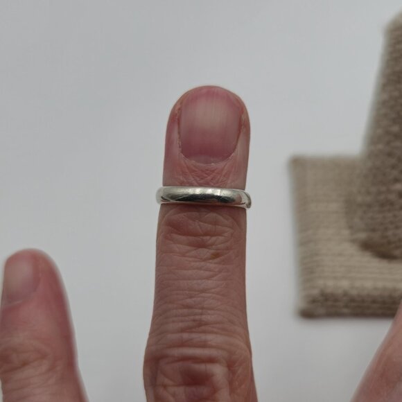 Size 3 Sterling Silver Plain Toe Ring A2907 - Picture 2 of 7